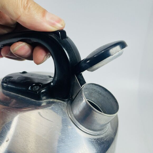 Vintage Enterprise Aluminum CO Whistle Tea Kettle Pot Chrome Silver 2.5 QT USA - Picture 10 of 13